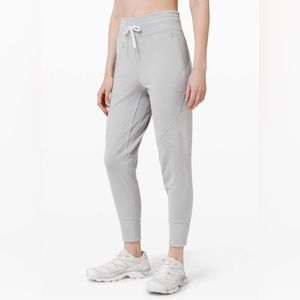 Lululemon Metro Miles Joggers Size 2 Women